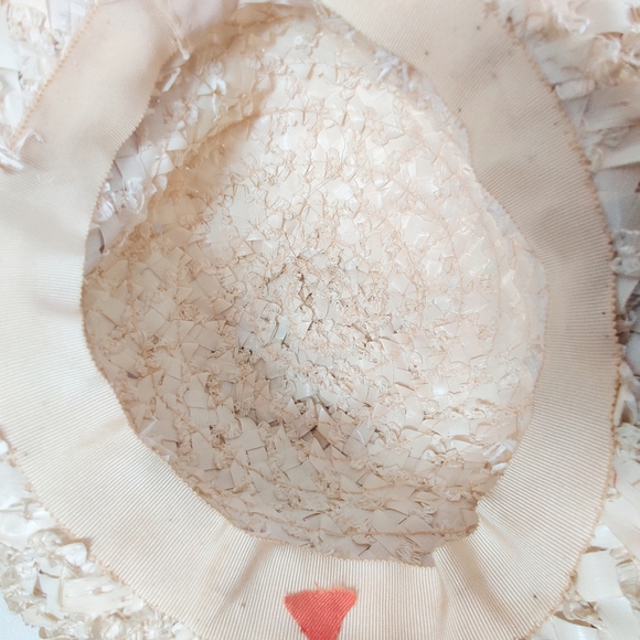 Vintage Hat from the 1960s High Fashion Style Hat - Picture 8 of 9